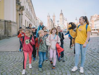 Komentovaná prohlídka pro děti S Gustíkem po lví stezce ZDARMA v rámci Týdne informačních center!